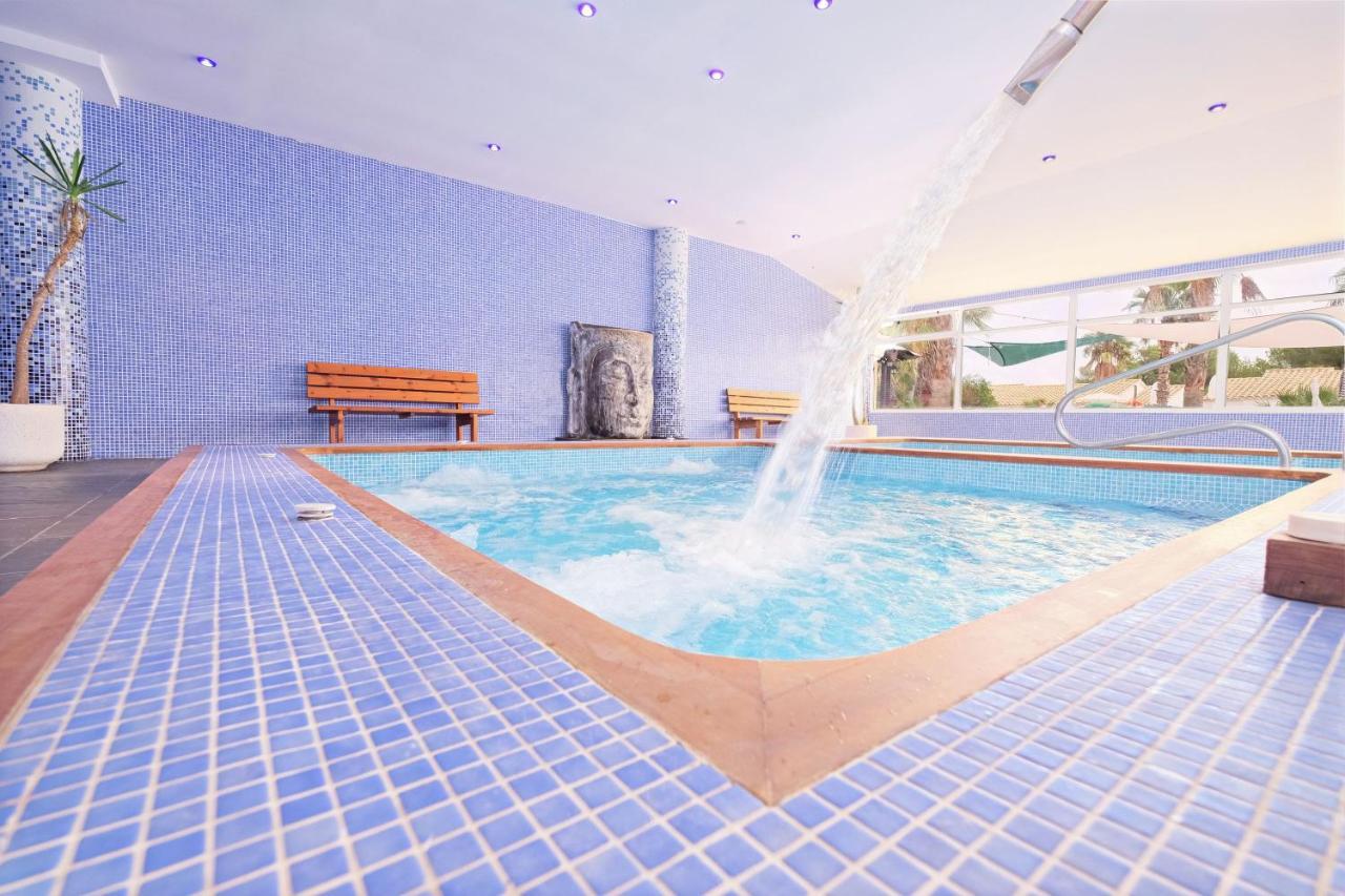 Hotel Moon Dreams Marina Parc Na Macaret Dış mekan fotoğraf